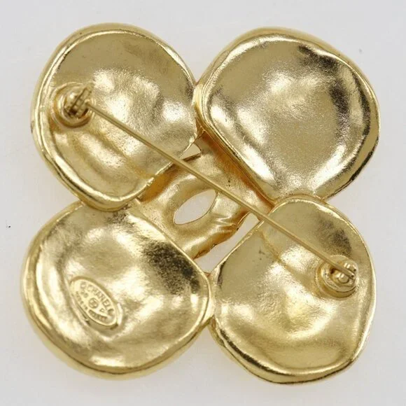 CHANEL Authentic Gold Love Brooch